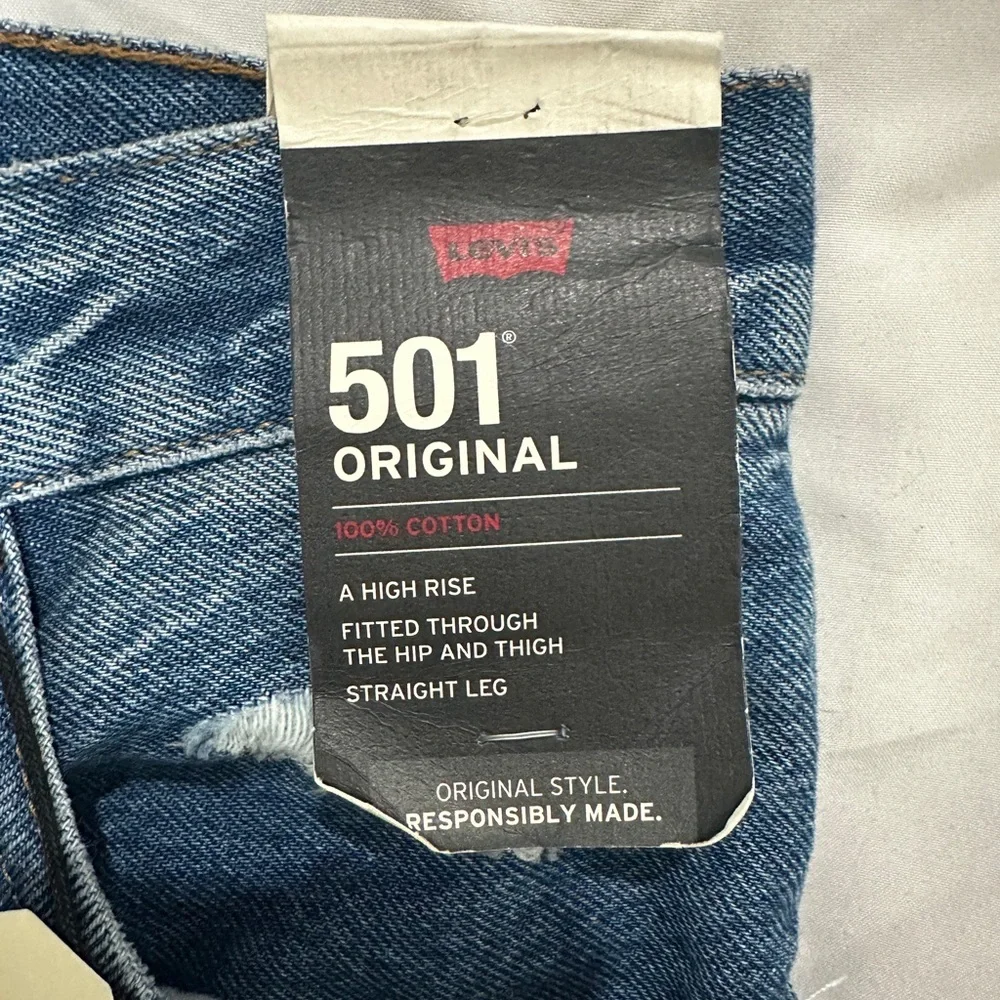 Levi’s 501 High Rise Straight Leg Jeans Distressed Blue Denim | NWT Size 25 - Picture 15 of 15